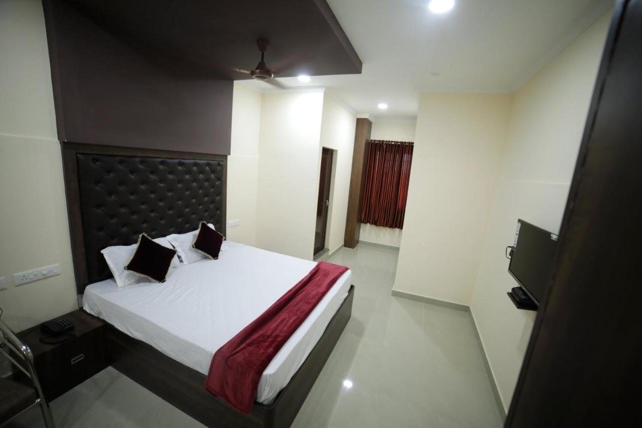 Shivalaya Residency Aparthotel Thrissur Exterior photo